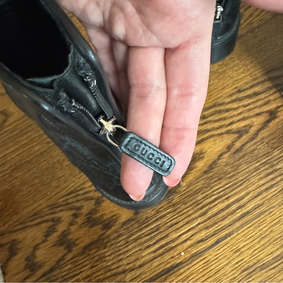 Gucci Black Leather combat Boots with logo - Picture 9 of 13